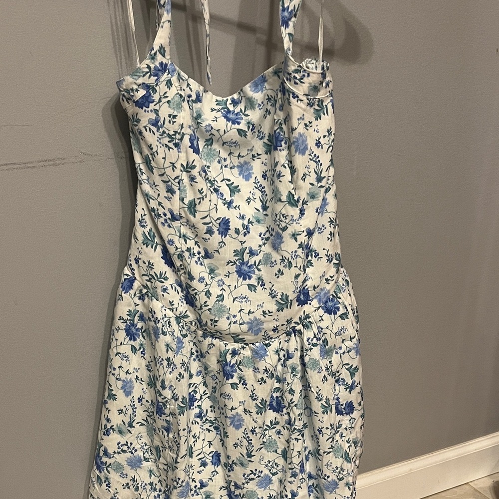 NWT Hollister Blue and White Floral Dress